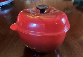 71804140060161 Le Creuset Harvest Red Apple Mini Casserole Stoneware - Collectable