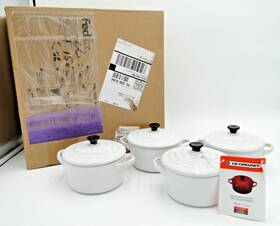 Le Creuset 843251110469 Stoneware Mini Cocotte Round White Set Of 4 15oz