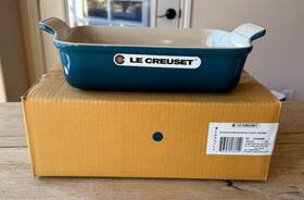 Le Creuset 843251136049 Stoneware Heritage Rectangular Dish 26 Cm 2.5 Quart Deep Teal New