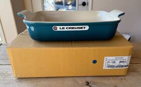Le Creuset 843251136377 Stoneware Heritage Rectangular Dish 32 Cm 4 Quart Deep Teal Blue New