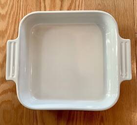 Le Creuset 843251193455 White 9 Inch Square Baking Pan Dish Casserole