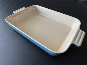 Le Creuset 843251193899 New Stoneware 10x13 Inch Rectangular Baking Server Dish/pan In Deep Teal Le Creuset 843251193899 New Stoneware 10x13 Inch Rectangular Baking Server Dish/pan In Deep Teal