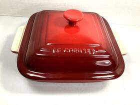 Lccerise3qt Le Creuset Square 3 Quart Casserole Dish With Ceramic Lid Cerise-cherry-discontinued