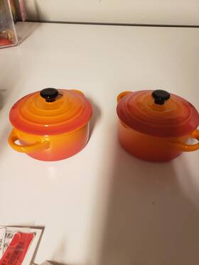 719011015000mxr Lecreuset New Le Creuset 10cm Cocotta Ck Flame Mini Casserole Dish With Lid Lot Of 2