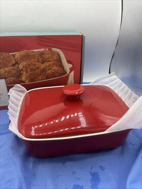 Martha Stewart 076753047128 Collection Ceramic Bakeware Rectangular Casserole With Lid Red Martha Stewart 076753047128 Collection Ceramic Bakeware Rectangular Casserole With Lid Red