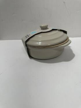 128884.02 Martha Stewart Mini Stoneware 5in Casserole White With Lid Microwave And Oven Safe 128884.02 Martha Stewart Mini Stoneware 5in Casserole White With Lid Microwave And Oven Safe