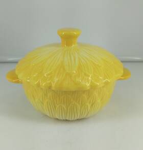 528196 Martha Stewart Collection Yellow Floral Design Covered Dish 4.5 Inch Wide 4 Tall