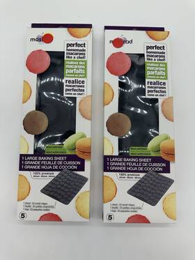 A45401 Mastrad 2 18 Ridge Silicone Large Macaron Baking Sheet / Mold Nib