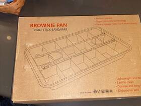 Milky House 631105450898 Non Stick Brownie Pan W Dividers Baking Tray And Liftinghoops For Oven