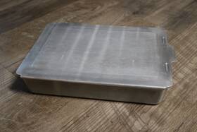 5488m Mirro 13x9x2 5/8 Inch Aluminum Baking Pan With Sliding Lid Made In Usa