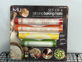 1567231 Miu 4-piece Silicone Baking Mats New In Package 3 Sizes