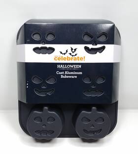 Nordic Ware 921880753814 Halloween Cast Aluminum Pumpkin Bakeware Pan Way To Celebrate