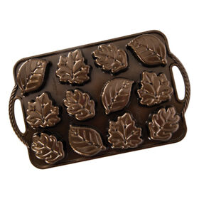 92348 Nordic Ware Leaf-lettes Cakelet Pan 92348 Nordic Ware Leaf-lettes Cakelet Pan