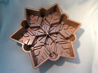 Mold-11 Nordic Ware Snowflake Pull-apart Pan