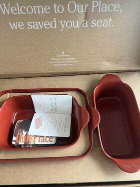 Our Place 810142482899 5 Piece Bakeware And Oven Rack Firecracker Red New In Dented Box Our Place 810142482899 5 Piece Bakeware And Oven Rack Firecracker Red New In Dented Box