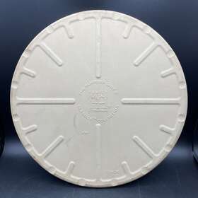 010404 Pampered Chef Stoneware Round Pizza Baking Stone 15 Inch Family Heritage Collection