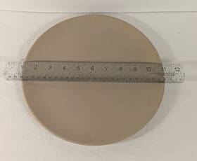 011105 Pampered Chef Classics Family Heritage Stoneware 10 Inch Round Plate Pizza #1375 Euc