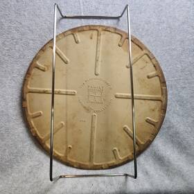 011205 Pampered Chef Family Heritage Stoneware 15 Inch Round Pizza Stone With Holder