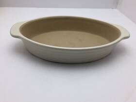 060302 Pampered Chef Usa Vanilla Glazed Baking Dish Family Heritage Stoneware #060302