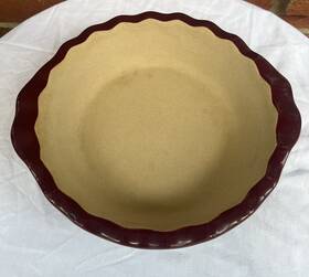 060406 Pampered Chef New Traditions Stoneware 9 Inch Deep Dish Pie Pan Cranberry Glaze