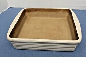 061105 Pampered Chef Family Heritage White 9 X Glazed Square Baker -