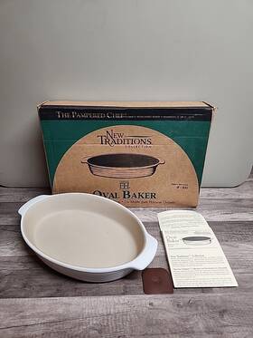 Pampered Chef 099999113006 The New Traditions Collection Oval Baker Stoneware #1300