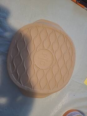 100253 Pampered Chef Personal 9 Inch Pizza Stone With Handles 100% Natural Stoneware