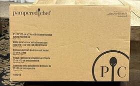 101215 Pampered Chef 9 Inch X 13 Brilliance Nonstick Baking Pan With Lid Nib