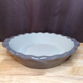 102424 Pampered Chef The 9 Inch Stone Ware Baking Pan Pie Grey
