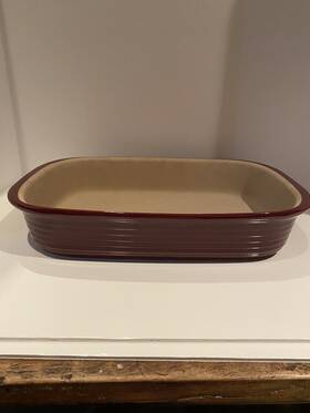 160605 Pampered Chef 9 X 13 Cranberry Baker Stonware Lasagna Pan See Photos 160605 Pampered Chef 9 X 13 Cranberry Baker Stonware Lasagna Pan See Photos