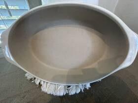 210485 Pampered Chef The 10 Inch Family Heritage Deep Stoneware Oval Dish #