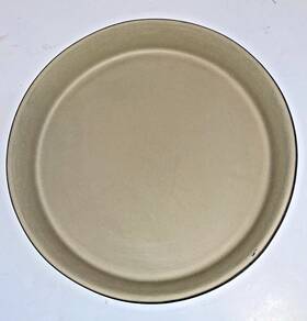 2154 Pampered Chef Deep Dish Baker 11 Inch Family Heritage Stoneware Round