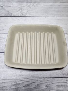 2204 Pampered Chef Ridged Baker Stoneware Pan Bacon #2204 -10.5 X 8.25 2.5 Inch Rectang