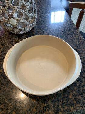 60203 Pampered Chef 8 Inch Round Stoneware Baker Family Heritage New Traditions Glaze
