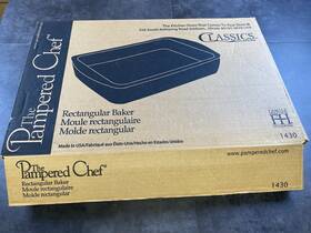 Once-1430 Pampered Chef Stone Rectangular Baker 9 X 13 With Box Used