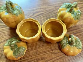 5152678 Pfaltzgraff Plymouth Stoneware 4 Pumpkin Baking Dishes With Covers