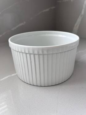 26.03.18fh Pillivuyt 26.03.18 New France Pliss White Porcelain Baking Dish Ribbed