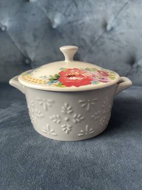 Pioneer Woman 085081205902 Mini Casserole Sweet Romance Blossoms Dish Lid Floral Gray New