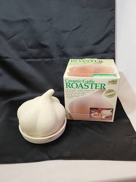 Ggsb-93 Progressive International Garlic Roaster Ceramic 2 Pc. Corp. 1.5 Lb. In Box