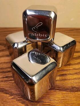 W9962n Rabbit Whiskey And Beverage Jumbo Chilling Stones Set Of 4 Silver Nice W9962n Rabbit Whiskey And Beverage Jumbo Chilling Stones Set Of 4 Silver Nice