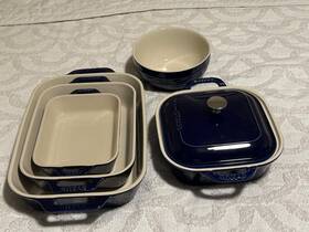 40508-647 Staub Ceramic 6-pc Baking Pans Set Casserole Dish With Lid Brownie Pan Dark Blue