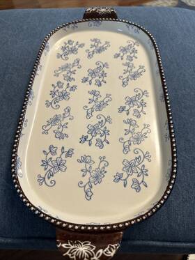 000292 Temptations Floral Lace Blue Tray/ovenware With Handles 13 Inch X 8 New Unused 000292 Temptations Floral Lace Blue Tray/ovenware With Handles 13 Inch X 8 New Unused