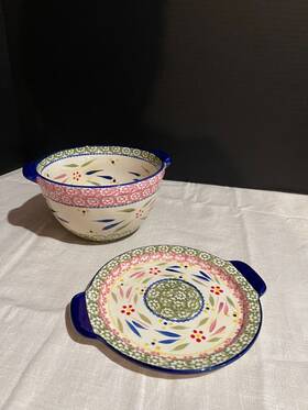 0125-014 Temptations By Tara Old World Beige Ovenware 2 Piece Set Includes 1.5 Quart Bowl