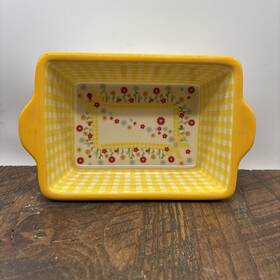 Yr-811854 Temptations 811854 Yellow Gingham Gardens 1 Quart Yr-811854 Temptations 811854 Yellow Gingham Gardens 1 Quart