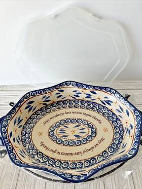 E5470 Temptations By Tara Bakeware 3 Quart Ow Baking Dish With Lid And Wire Basket Give Thanks