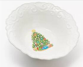 H231507 Temptations Temp-tations Davids Christmas 3- Quart Serving Bowl Snowflake Pattern