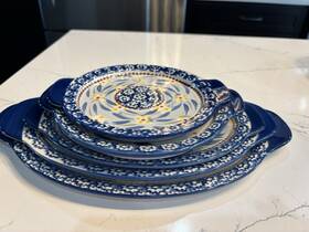 Kfi-xng-762223 Temptations 5- By Tara Old World Black Ceramic Oval/round Serving Platters
