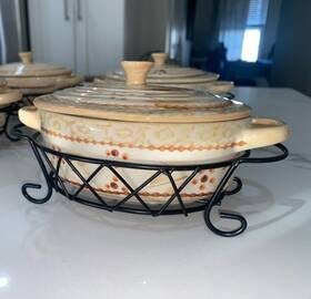 Ppp-bt-702271 Temptations By Tara 9 Oz. Tan Casserole/sugar Bowls With Lids And Racks- Set Of 2 Ppp-bt-702271 Temptations By Tara 9 Oz. Tan Casserole/sugar Bowls With Lids And Racks- Set Of 2