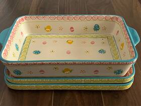 Ppp-sq-955163 Temptations 4 Quart Temp-tations Old World Egg Hunt 4.0 Rectangular Baker With Lid And Tray Platter