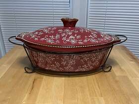 Ppp-yt-701939 Temptations Ovenware By Tara 3.5 Quart Casserole Dish Stand And Lid Floral Lace
